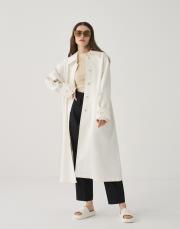 üçgen manşetli trençkot beyaz 3
