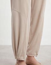 oysho pantolon bej 2